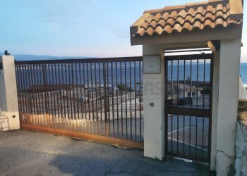 IMG-20250123-WA0018.jpg - Magazzino SP43bis 3204, Messina - foto 1