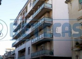 palazzo - Bilocale Via francesco Todaro 5, Messina - foto 1