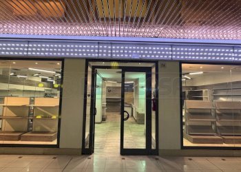 IMG_9462.jpg - Commercial Premises Venezia - photo 1