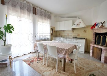 cucina - Appartamento Via Campanile 11, Chiampo - foto 2