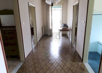 18_Corridoio p1.jpg - Villa Via Don Giovanni Minzoni 17, Bondeno - foto 18