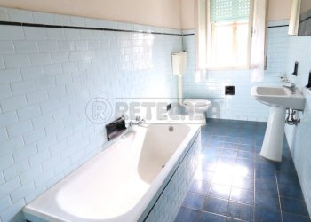 24_Bagno p1.jpg - Villa Via Don Giovanni Minzoni 17, Bondeno - foto 24