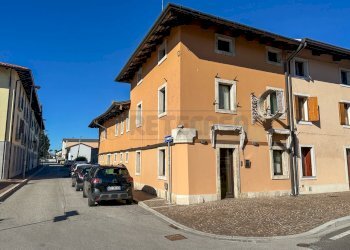 ESTERNI - Locale Commerciale VIA UDINE  81, Mortegliano - foto 1