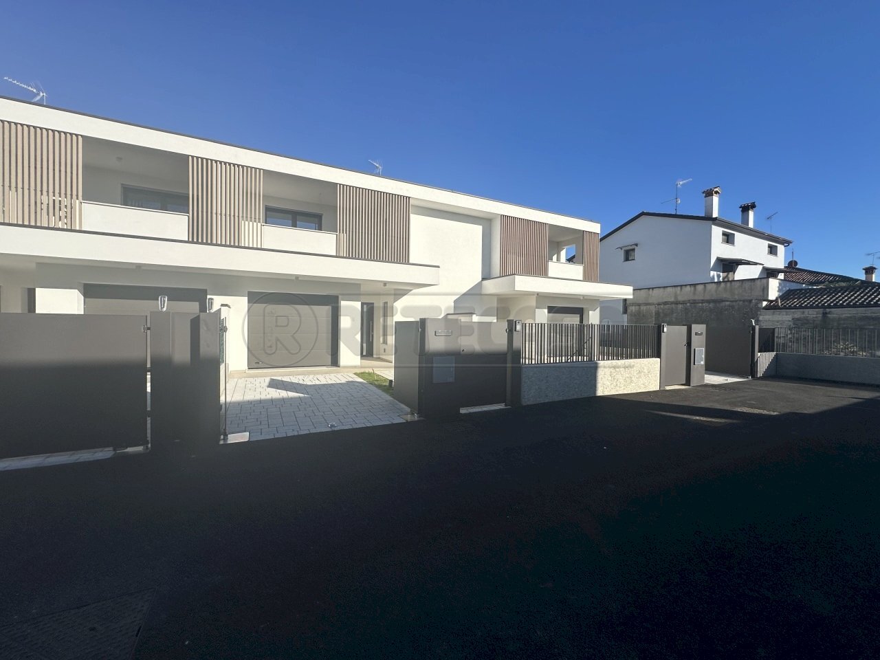 ESTERNI - Villa a Schiera VIA XXV APRILE 18/D, Fiumicello Villa Vicentina - foto 2