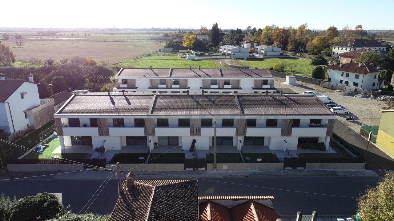 ESTERNI - Villa a Schiera VIA XXV APRILE 18/B, Fiumicello Villa Vicentina - foto 2