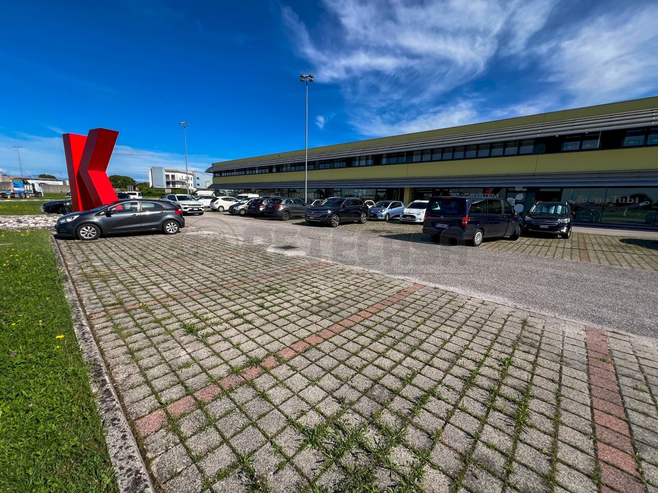 ESTERNI - Ufficio Via Cotonificio 47, Tavagnacco - foto 1