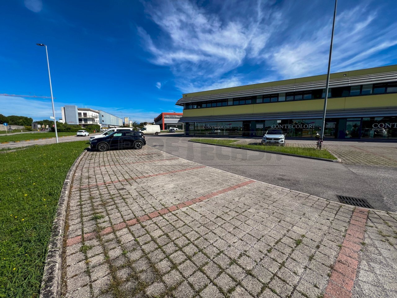 ESTERNI - Ufficio Via Cotonificio 47, Tavagnacco - foto 2