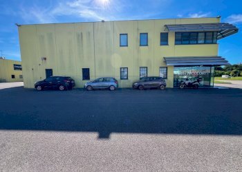 ESTERNI - Ufficio Via Cotonificio 47, Tavagnacco - foto 4