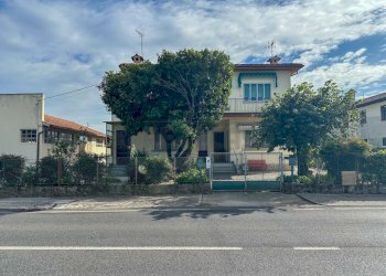 ESTERNI - Trilocale VIA PALMANOVA 19, Santa Maria La Longa - foto 3