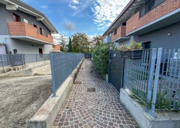 ESTERNI - Appartamento VIA 3 APRILE 1077 21, Chiopris-Viscone - foto 18