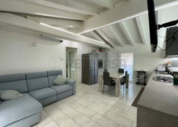 SOGGIORNO CUCINA - Appartamento VIA 3 APRILE 1077 21, Chiopris-Viscone - foto 1