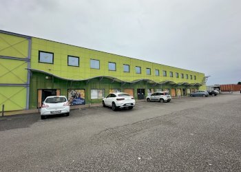 ESTERNI - Commercial Premises Via IV Genova 48, Pozzuolo del Friuli - photo 1