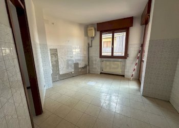 CUCINA - Appartamento Via XX Settembre 6, Cervignano del Friuli - foto 8