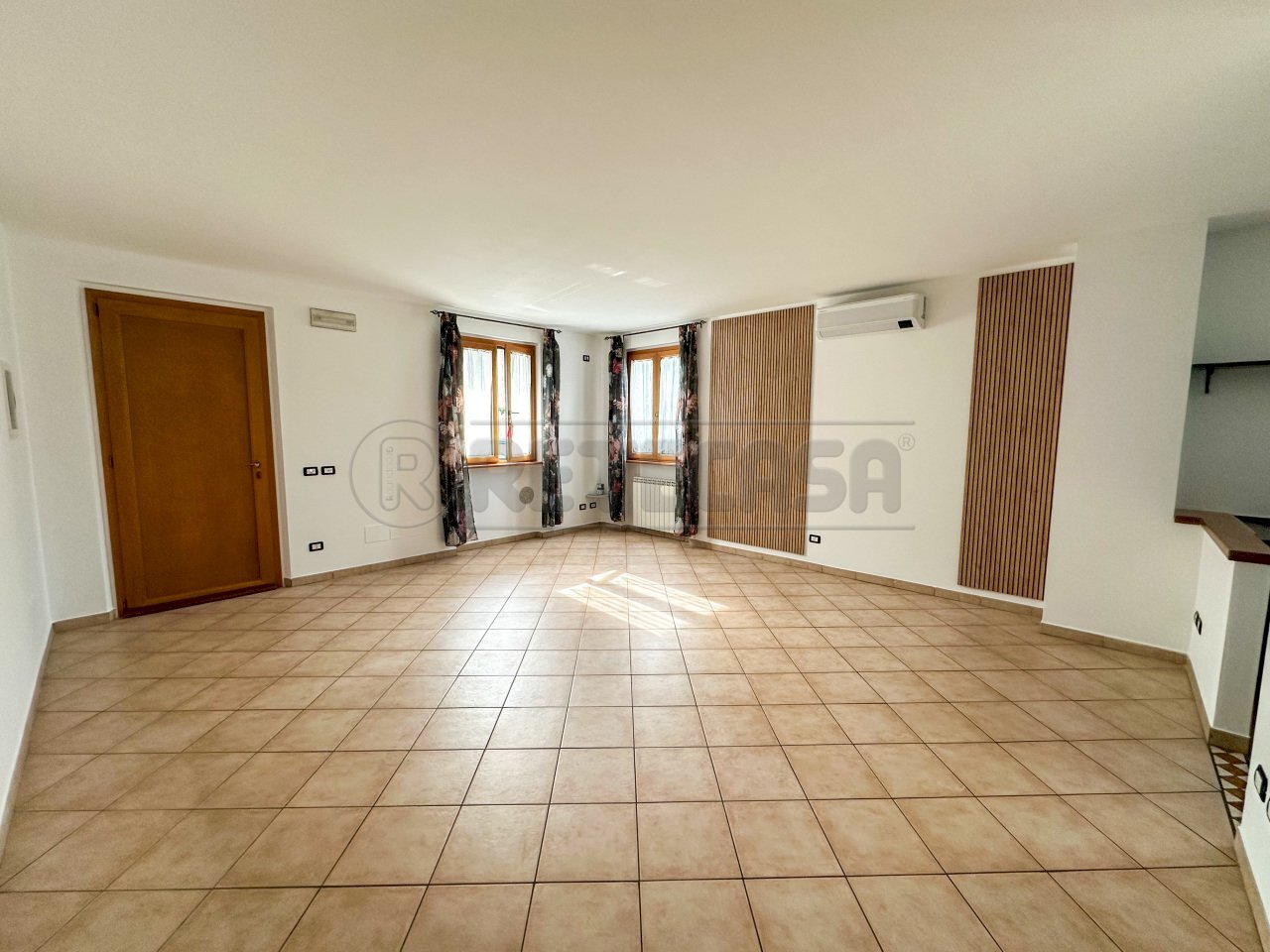 SOGGIORNO - Villa a Schiera PIAZZA SANTA MARIA MAGGIORE 16, Visco - foto 3