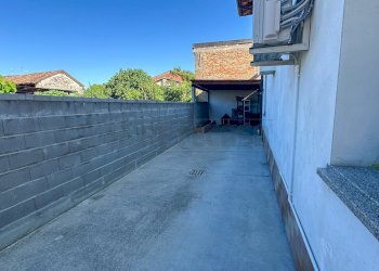 POSTO AUTO/CORTE - Villa a Schiera PIAZZA SANTA MARIA MAGGIORE 16, Visco - foto 7