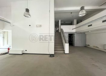 NEGOZIO - Ufficio Via Camillo Benso Conte di Cavour 13, Cervignano del Friuli - foto 6