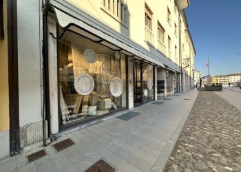 ESTERNI - Locale Commerciale BORGO AQUILEIA 3, Palmanova - foto 4