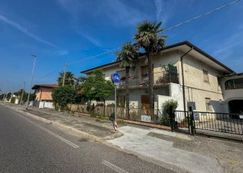 ESTERNI - Villa VIA CROSERE 69, Latisana - foto 18