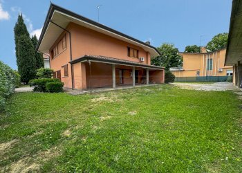 ESTERNI - Villa Via S. Francesco 9, Cervignano del Friuli - foto 3