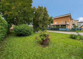 GIARDINO - Villa Via S. Francesco 9, Cervignano del Friuli - foto 5