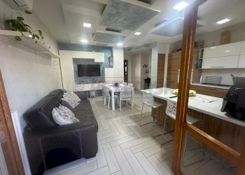 dc71b92c-d53b-46bb-bafb-a22d6f8d21ad.jpg - Bilocale Via Monsignor Armando Fares 20, Catanzaro - foto 8