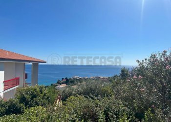 00d6b24a-068a-4c9f-a111-628bc35f7c89.jpg - Villa a Schiera baia dell'est, Stalettì - foto 6