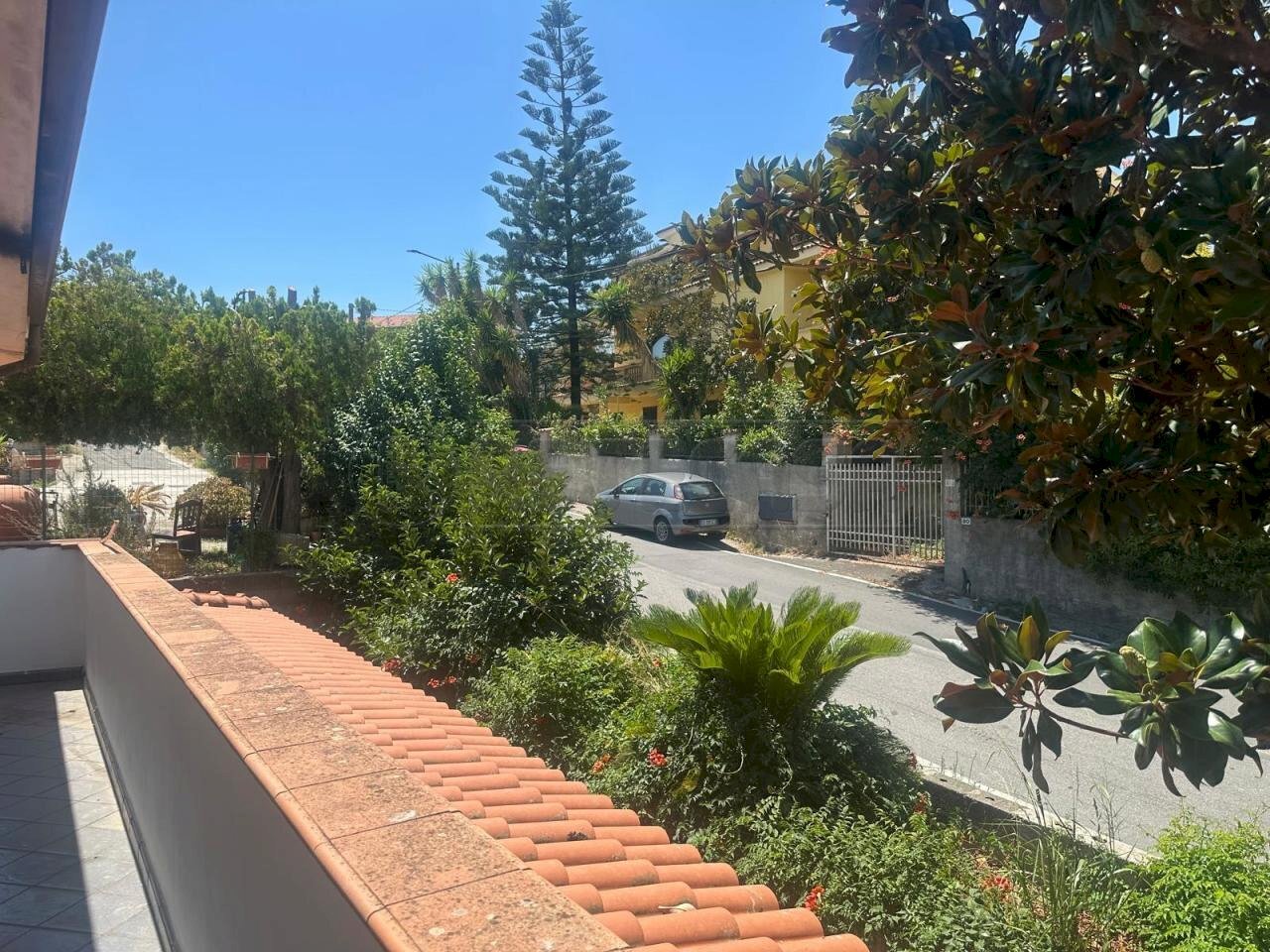 950553bb-8e76-45ff-9c35-d72bb67a677a.jpg - Villa Corso Telesio 71, Settingiano - foto 1