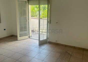 73ea0d01-b688-4ef7-a490-2a2946222de8.jpg - Villa Corso Telesio 71, Settingiano - foto 14
