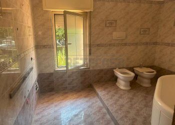 f64ba308-b112-4ff6-b239-3a550c050bef.jpg - Villa Corso Telesio 71, Settingiano - foto 24
