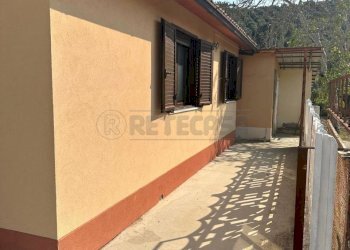 8c741803-d411-4d1f-900d-2fc089cde6f9.jpg - Casa indipendente Via Fausto Gullo 81, Catanzaro - foto 4