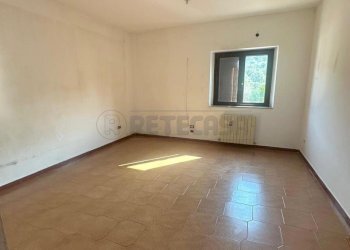 0673f2b0-03a5-43d7-b490-12bf57658b73.jpg - Casa indipendente Via Fausto Gullo 81, Catanzaro - foto 14