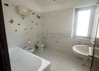 2f574855-fd01-40a7-b1ba-0993f5f71ff5.jpg - Casa indipendente Via Fausto Gullo 81, Catanzaro - foto 16