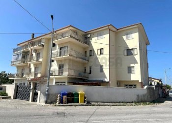 189c5f1f-1c96-4e08-88a9-503d17a07a75.jpeg - Quadrilocale Via Luigi Lacquaniti 5, Catanzaro - foto 1