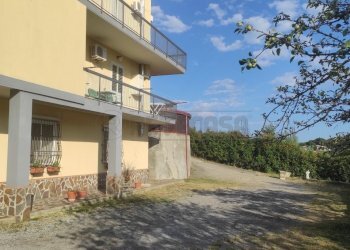 IMG_20220712_181242.jpg - Villa Via dei Bruzii 7, Catanzaro - foto 4