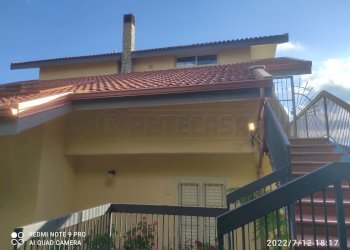 IMG_20220712_181703.jpg - Villa Via dei Bruzii 7, Catanzaro - foto 7