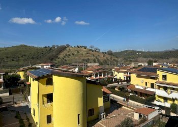 0e22f43d-4d09-4eaf-8e36-618ddc072dea.jpeg - Trilocale Via Martiri di Nassirya 2, San Floro - foto 4