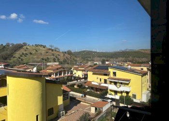 9c3d211e-7a45-4cbb-8629-f58163a8bded.jpeg - Trilocale Via Martiri di Nassirya 2, San Floro - foto 6