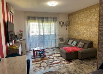 4fe6536e-f385-4369-985e-d44f2d7334ec.jpeg - Trilocale Via Martiri di Nassirya 2, San Floro - foto 7