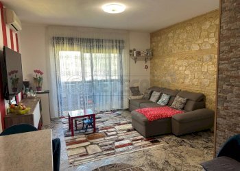 77263fd6-323a-4165-bc6b-cd48a88807a8.jpeg - Trilocale Via Martiri di Nassirya 2, San Floro - foto 15