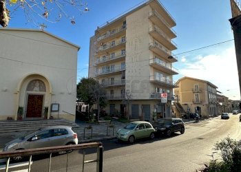 74e0f5f1-058f-4c38-995e-f7e28202985d.jpeg - Quadrilocale Via Ettore Vitale, Catanzaro - foto 7