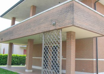 IMG_0013_edited.jpg - Villa VIA DEI GRANATIERI, Torri di Quartesolo - foto 1