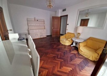 WhatsApp Image 2025-09-30 at 10.54.55 (1).jpeg - Trilocale Via Bernardino Ricca, Cremona - foto 1