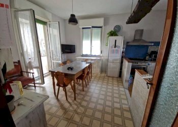 WhatsApp Image 2025-08-27 at 09.31.19.jpeg - Villa Viale Europa, Acquanegra Cremonese - foto 6