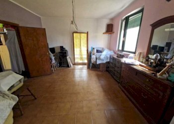 WhatsApp Image 2025-08-27 at 09.31.11 (1).jpeg - Villa Viale Europa, Acquanegra Cremonese - foto 18