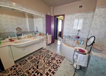 WhatsApp Image 2025-07-10 at 11.25.46 (2).jpeg - Villa a Schiera Via Boldori Attilio, Olmeneta - foto 5