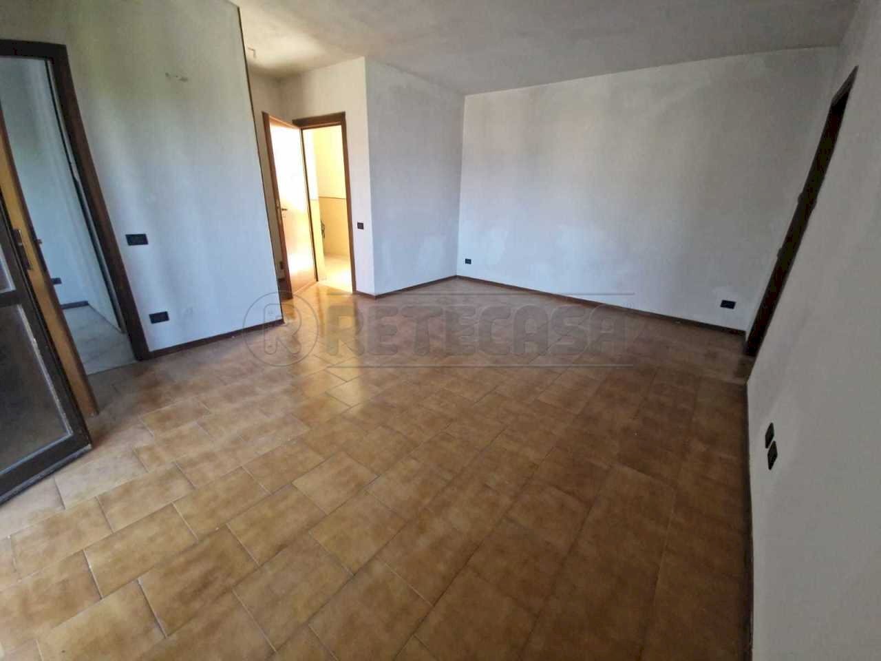 WhatsApp Image 2025-06-25 at 10.13.35.jpeg - Trilocale Via San Felice, Cremona - foto 2