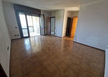 WhatsApp Image 2025-06-25 at 10.13.34 (2).jpeg - Trilocale Via San Felice, Cremona - foto 3