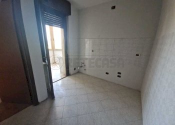 WhatsApp Image 2025-06-25 at 10.13.38.jpeg - Trilocale Via San Felice, Cremona - foto 8