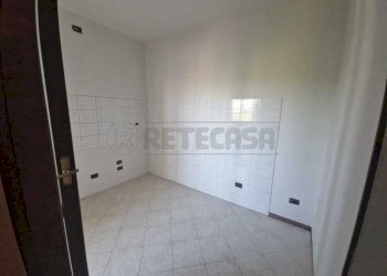 WhatsApp Image 2025-06-25 at 10.13.39.jpeg - Trilocale Via San Felice, Cremona - foto 9