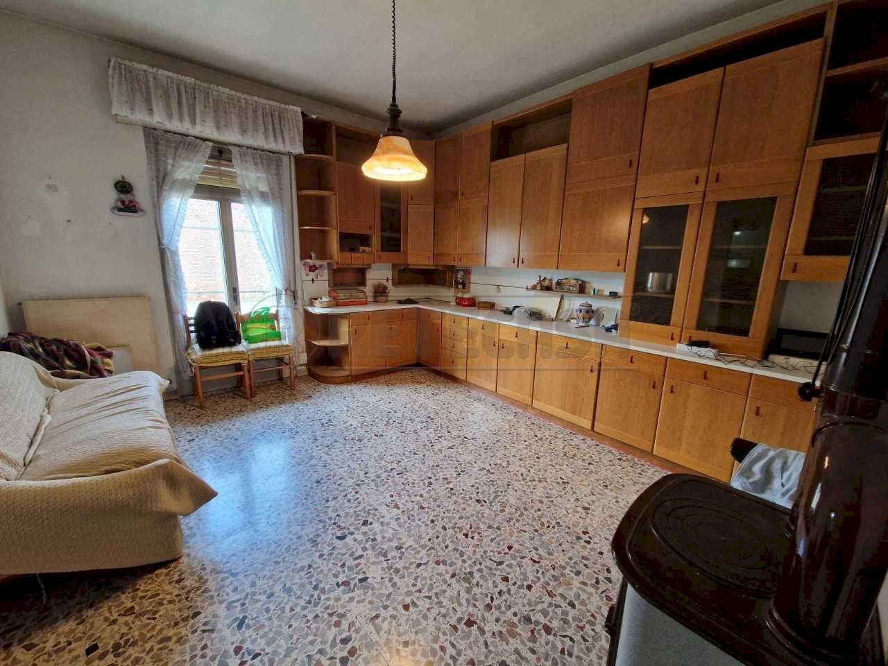 WhatsApp Image 2024-04-24 at 11.19.45 (1).jpeg - Independent house Via Centro, Cremona - photo 1